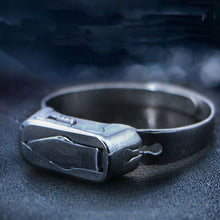 Load image into Gallery viewer, Adjustable Self Defense Ring