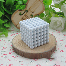 Load image into Gallery viewer, Multi Colored Magnetic Balls