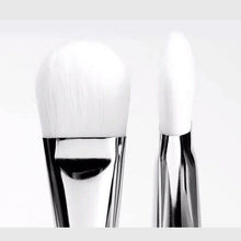 Load image into Gallery viewer, Double-ended Facial Mask Brush