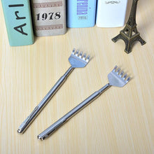 Load image into Gallery viewer, Retractable Back Scratcher