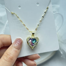 Load image into Gallery viewer, FAE HEART NECKLACE