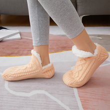 Load image into Gallery viewer, V-mouth Fluffy Slipper Socks