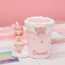 Load image into Gallery viewer, Angel Resin Pen Holder