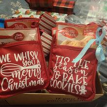 Load image into Gallery viewer, Christmas Pot Rack Baking Kit