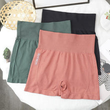 Load image into Gallery viewer, High Waist Seamless Hip Lift Slim Shorts