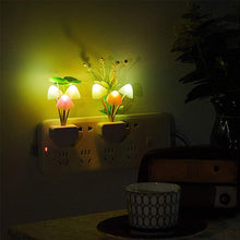 Load image into Gallery viewer, Lotus Leaf Water Plant LED Night Light