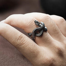 Load image into Gallery viewer, Delicate Snake Ring
